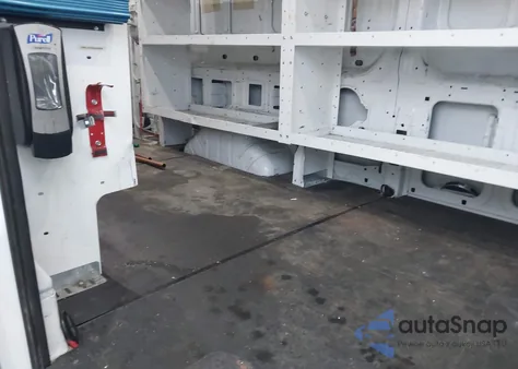 2018 Ford Transit-350 z USA, uszkodzony, nr VIN 1FTBF4XG8JKB51885